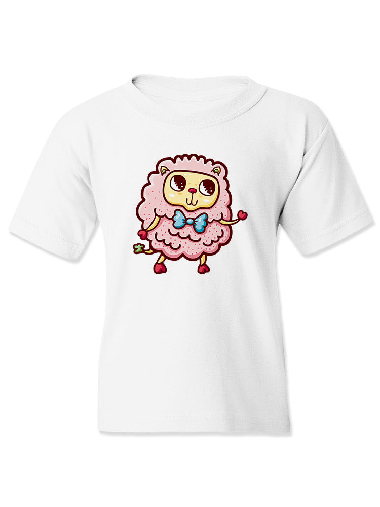 A Cute Sheep Looking Up T-shirt -Image by Shutterstock