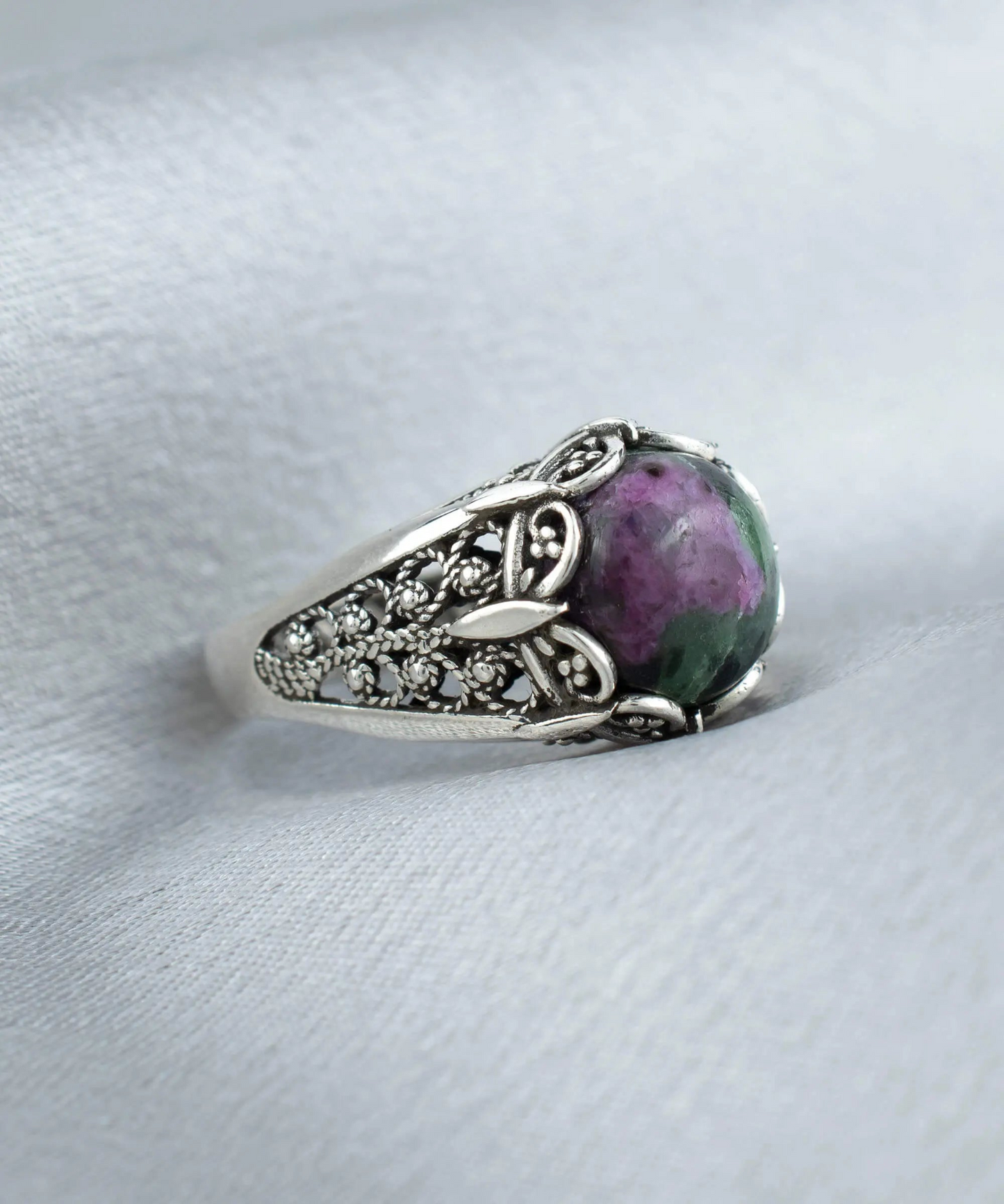 Filigree Art Ruby Zoisite Gemstone Women Silver Cocktail Ring